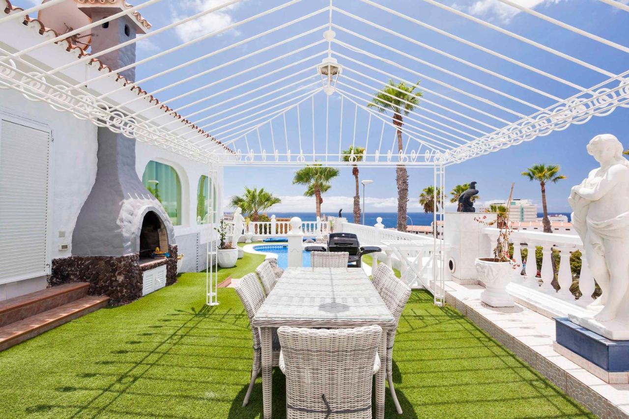 Villa Sara En San Eugenio - Sara Vacation 아데제 외부 사진